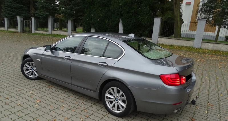 BMW Seria 5 cena 45900 przebieg: 244000, rok produkcji 2011 z Kock małe 301